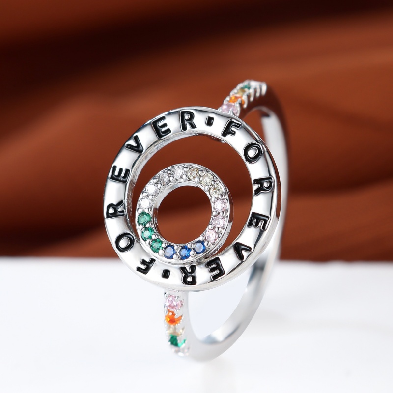 Women Accessories Meaning - Avrupa ve Amerika'nın Ebedi Anlamı: Renkli