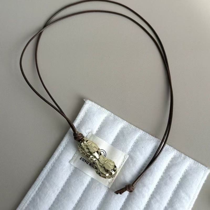 Kadınlar için Şık Metal Fıstık - Women Accessories Meaning incelemesi ve fiyatı